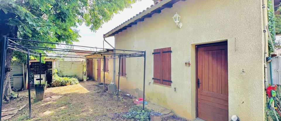 Maison traditionnelle 6 pièces de 120 m² à Monteils (82300)