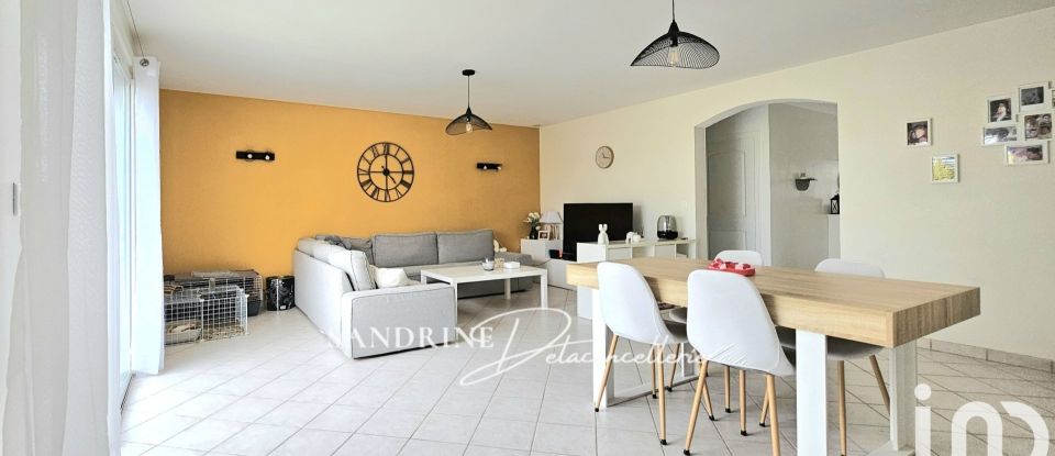 House 4 rooms of 100 m² in Héric (44810)