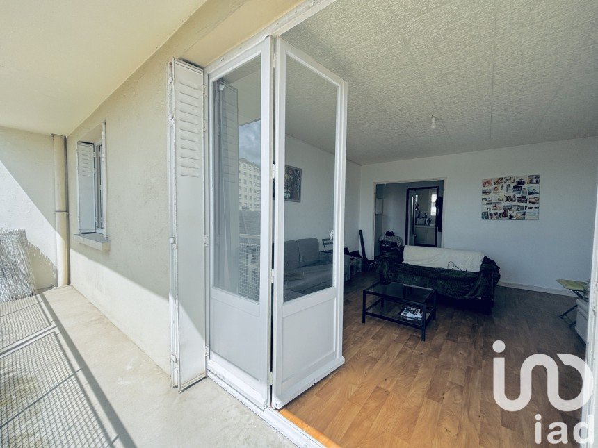 Apartment 3 rooms of 62 m² in Saint-André-les-Vergers (10120)