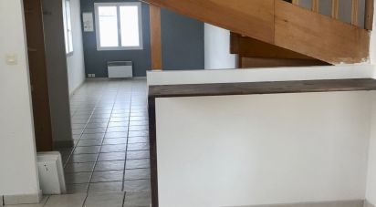 Maison 3 pièces de 75 m² à Vignacourt (80650)