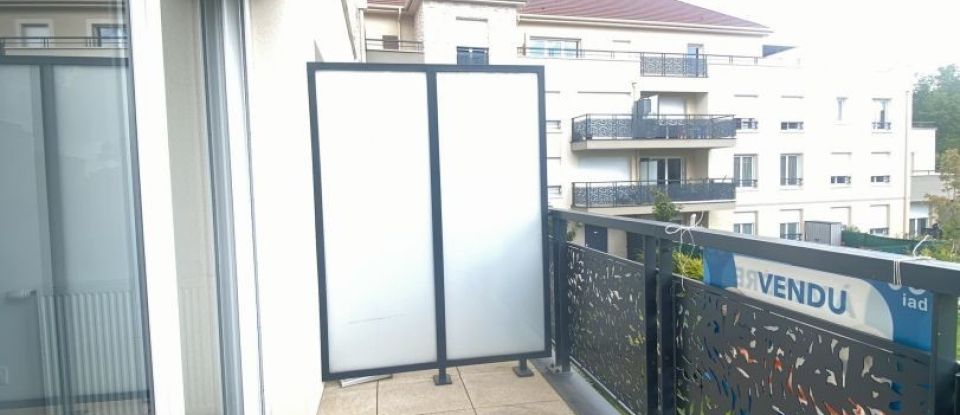 Appartement 2 pièces de 41 m² à Dammarie-les-Lys (77190)