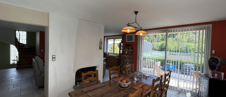 Traditional house 7 rooms of 188 m² in La Bourboule (63150)