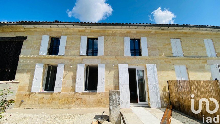 Maison 5 pièces de 146 m² à Saint-Savin (33920)