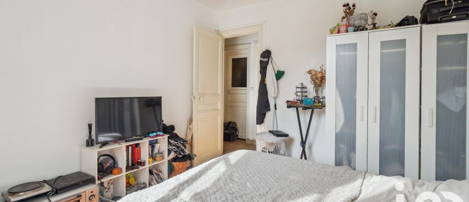 Appartement 2 pièces de 34 m² à Ivry-sur-Seine (94200)