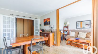 Appartement 5 pièces de 93 m² à Chilly-Mazarin (91380)