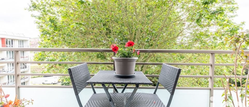 Appartement 5 pièces de 93 m² à Chilly-Mazarin (91380)