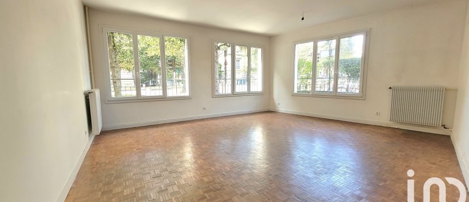 Appartement 4 pièces de 82 m² à Versailles (78000)