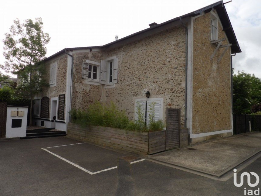 Appartement 3 pièces de 55 m² à Rambouillet (78120)