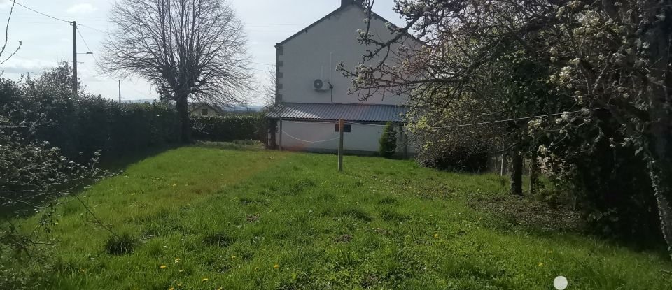 Maison 6 pièces de 200 m² à Mortroux (23220)