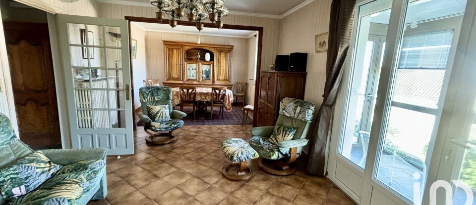 Traditional house 5 rooms of 112 m² in Aubenas (07200)