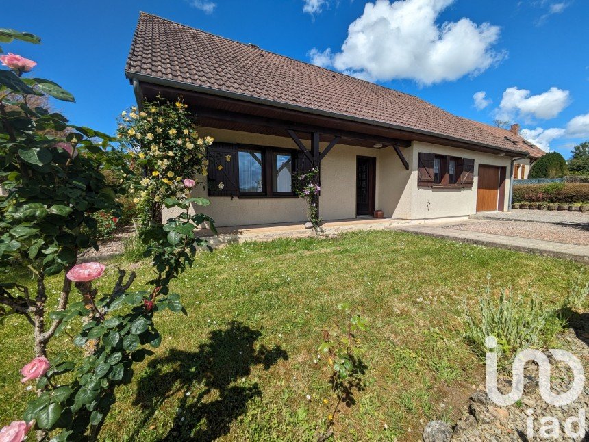 Pavilion 4 rooms of 93 m² in Moulins-Engilbert (58290)