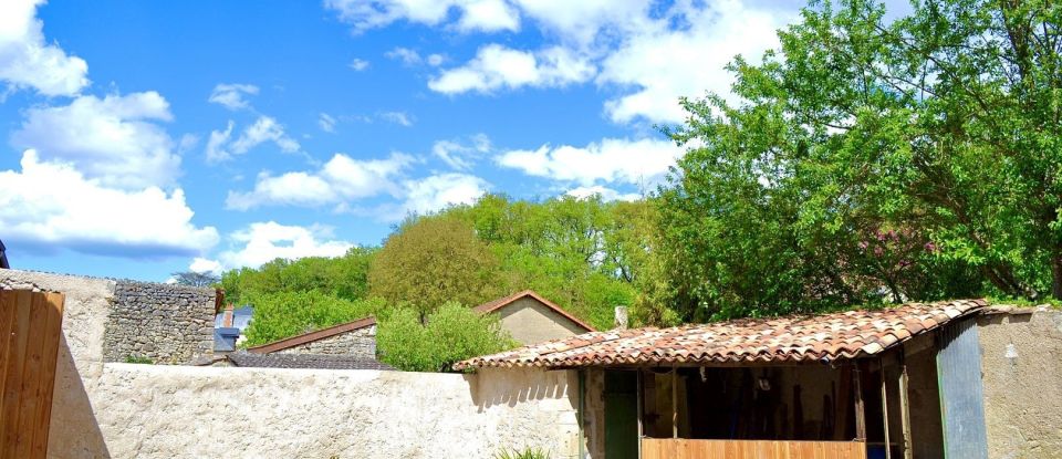 Maison 2 pièces de 67 m² à Saint-Germain (86310)