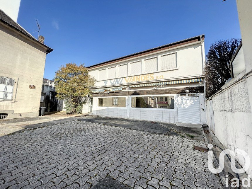 Building in Tarbes (65000) of 570 m²