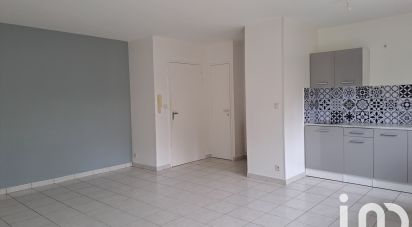 Apartment 3 rooms of 65 m² in Trélazé (49800)