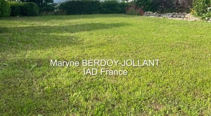 Land of 1,776 m² in Estillac (47310)