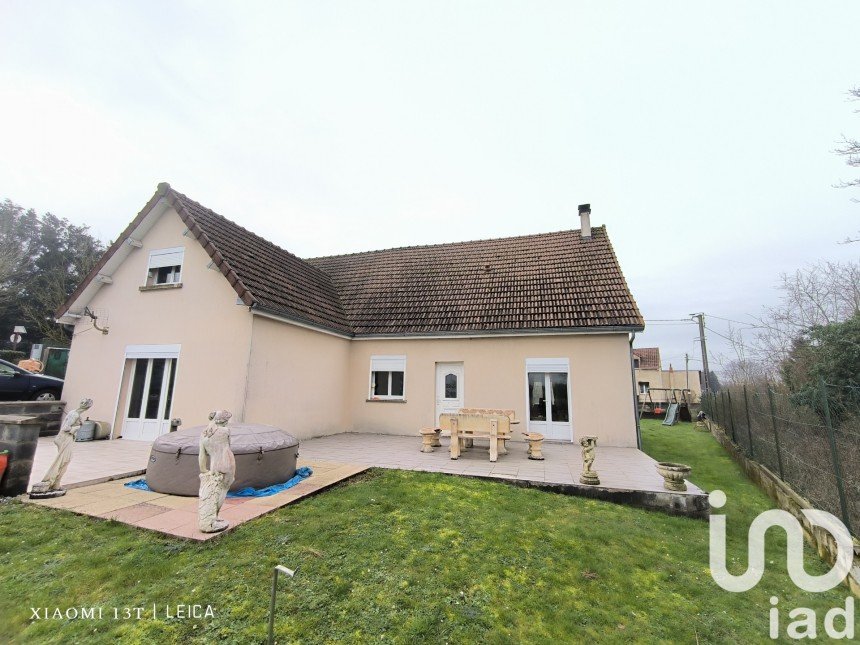 Village house 6 rooms of 201 m² in Combles (80360)