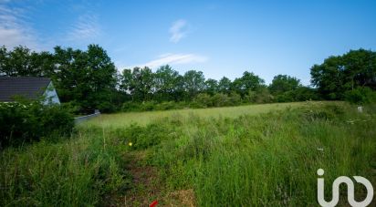 Terrain de 2 400 m² à Allassac (19240)