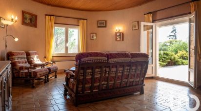 Traditional house 4 rooms of 150 m² in Tuchan (11350)