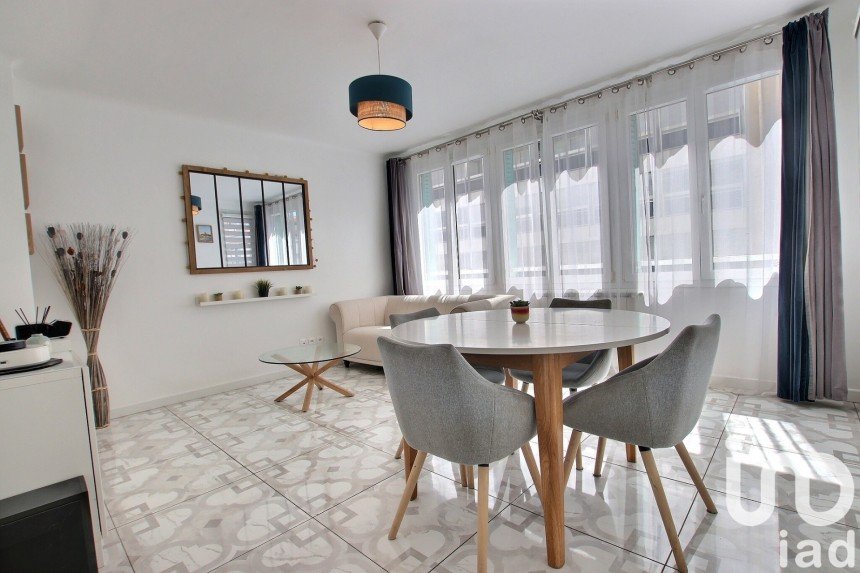 Apartment 4 rooms of 76 m² in Marseille (13006)