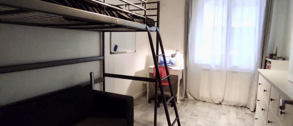 Appartement 4 pièces de 76 m² à Marseille (13006)