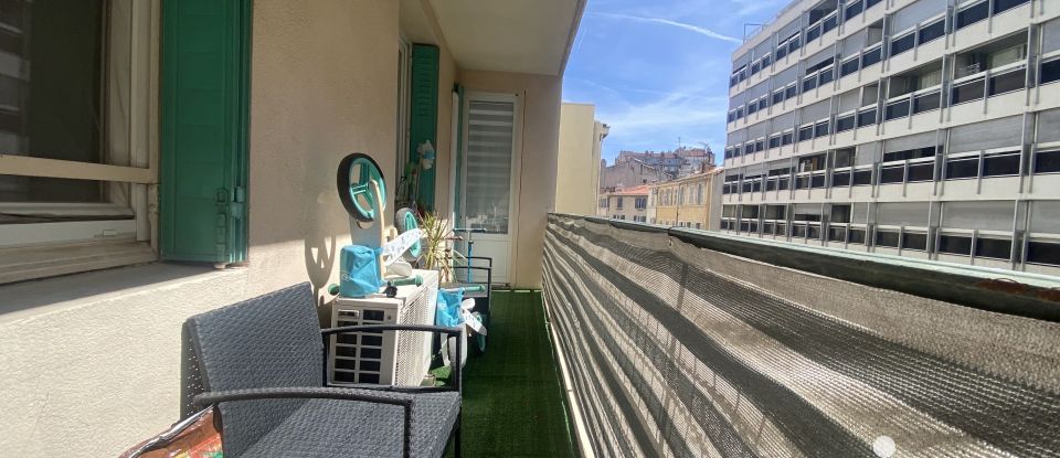 Appartement 4 pièces de 76 m² à Marseille (13006)