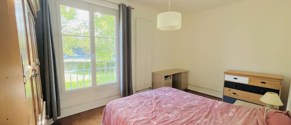 Apartment 3 rooms of 98 m² in Amiens (80000)