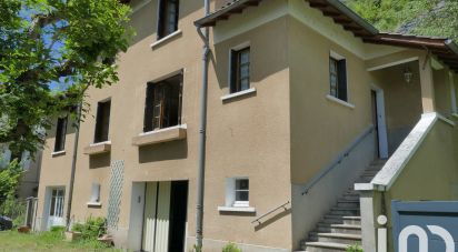 Maison de village 4 pièces de 114 m² à Mercuès (46090)