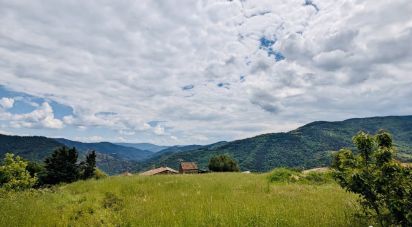 Land of 1,213 m² in Chalencon (07240)