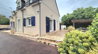 House 6 rooms of 143 m² in Thouars (79100)