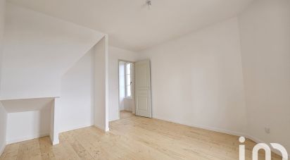 Town house 4 rooms of 95 m² in Montereau-Fault-Yonne (77130)