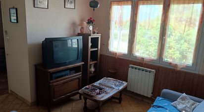 House 5 rooms of 100 m² in Sainte-Verge (79100)