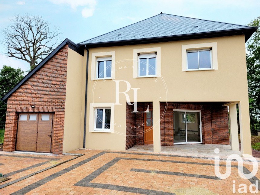 House 6 rooms of 149 m² in Goustranville (14430)