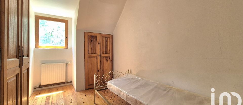 Maison 4 pièces de 110 m² à Saint-Martin-de-la-Cluze (38650)