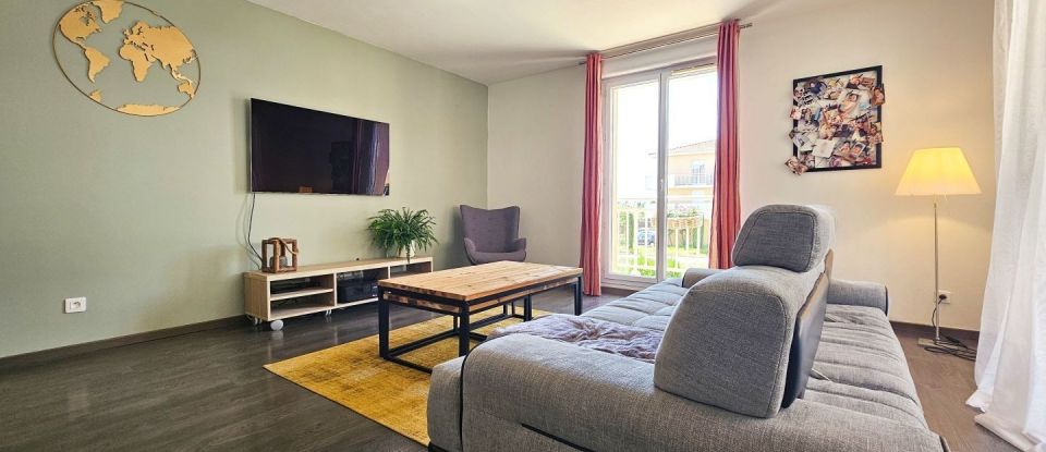 Appartement 3 pièces de 78 m² à Saint-Estève (66240)