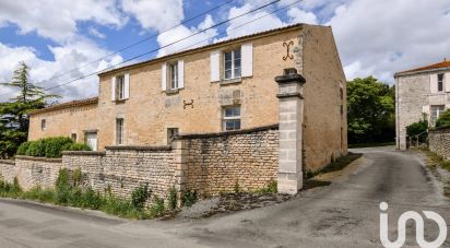 Maison de village 7 pièces de 213 m² à Rives-d’Autise (85240)