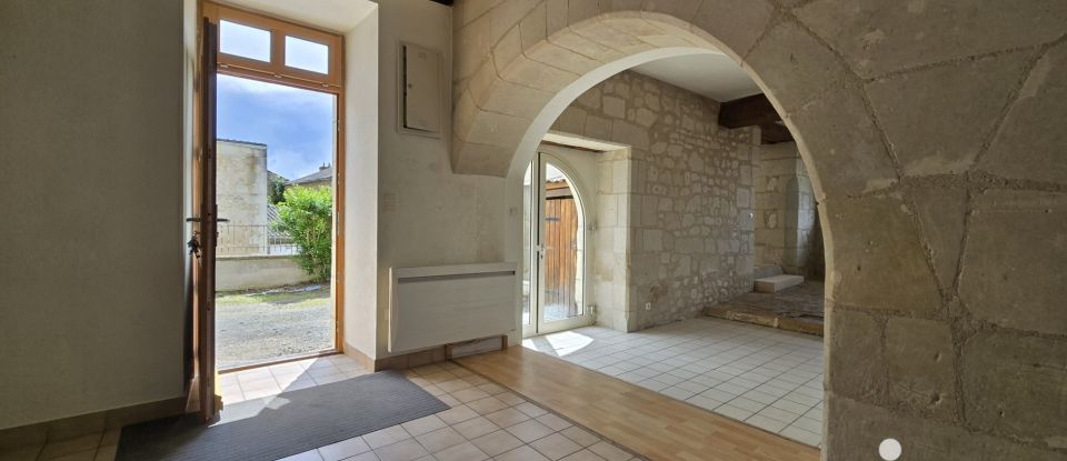 Maison 7 pièces de 174 m² à Le Puy-Notre-Dame (49260)