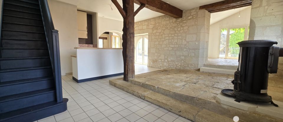 Maison 7 pièces de 174 m² à Le Puy-Notre-Dame (49260)