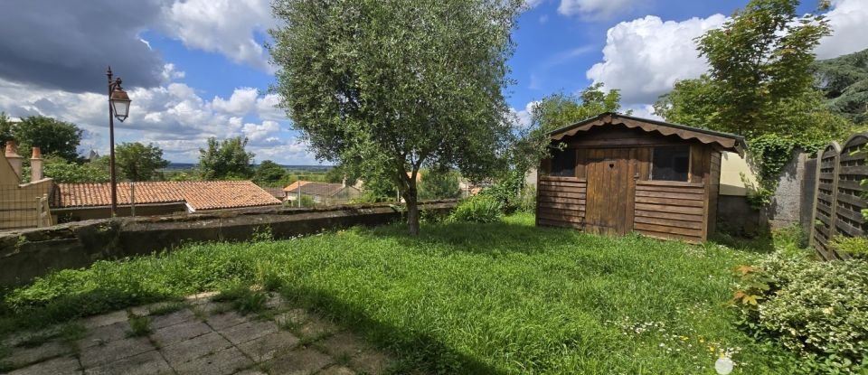 Maison 7 pièces de 174 m² à Le Puy-Notre-Dame (49260)