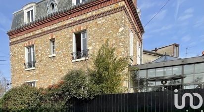 Maison 9 pièces de 220 m² à Taverny (95150)