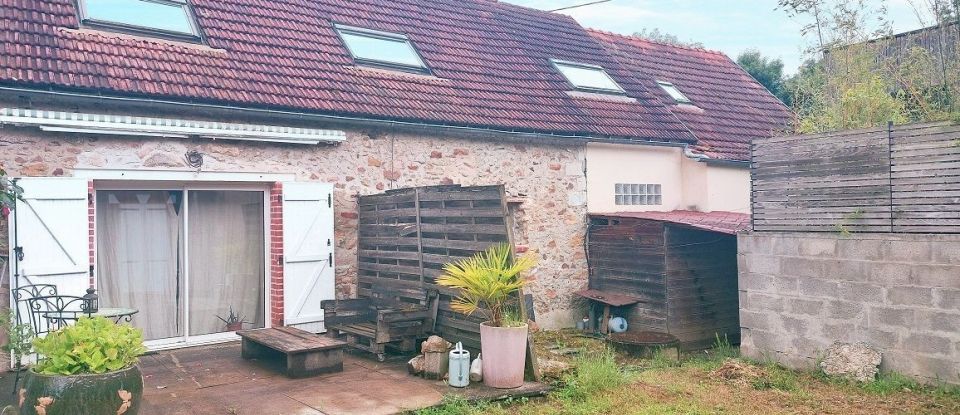 Maison 7 pièces de 170 m² à Briollay (49125)