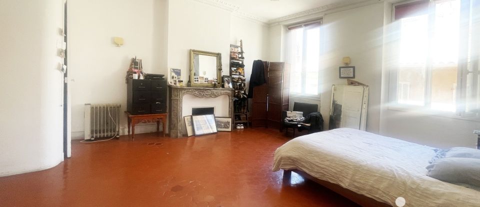 Appartement 5 pièces de 146 m² à Toulon (83000)