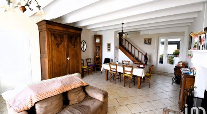 Maison 7 pièces de 170 m² à Benon (17170)