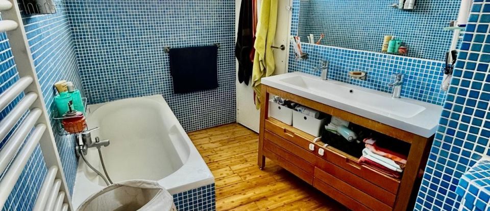 Apartment 3 rooms of 80 m² in Saint-Laurent-du-Var (06700)