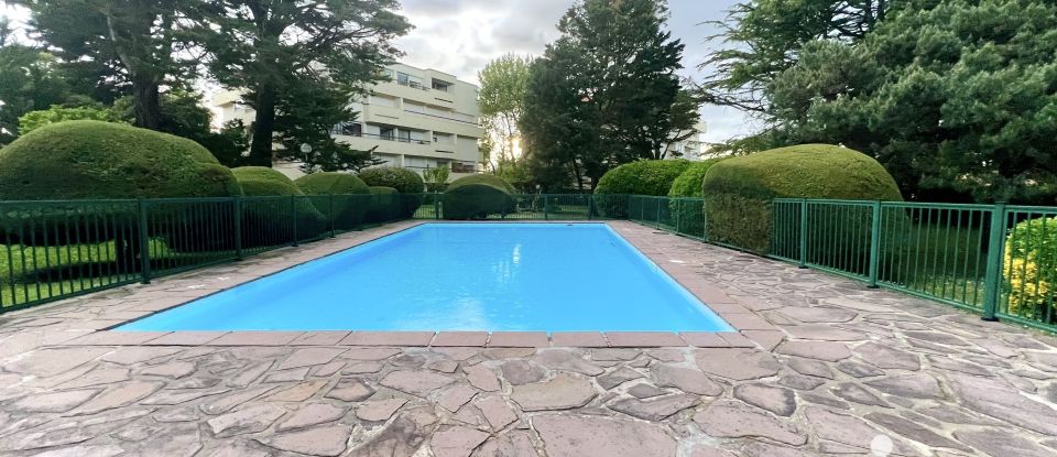 Apartment 4 rooms of 80 m² in Biarritz (64200)