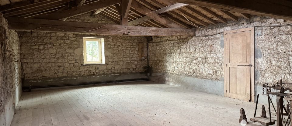 Maison de campagne 4 pièces de 105 m² à Foussais-Payré (85240)