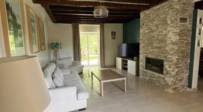 Longère 7 pièces de 180 m² à Soignolles-en-Brie (77111)