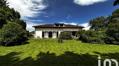 Traditional house 4 rooms of 119 m² in Saint-Élix-le-Château (31430)