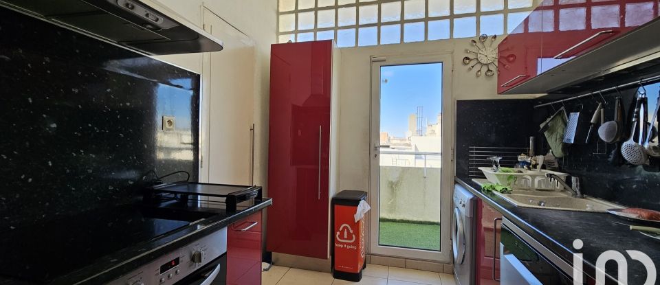 Appartement 3 pièces de 75 m² à Marseille (13008)