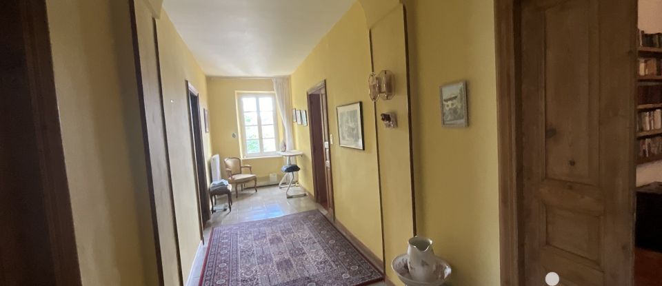 Gîte 15 pièces de 228 m² à Saint-Marcel-sur-Aude (11120)