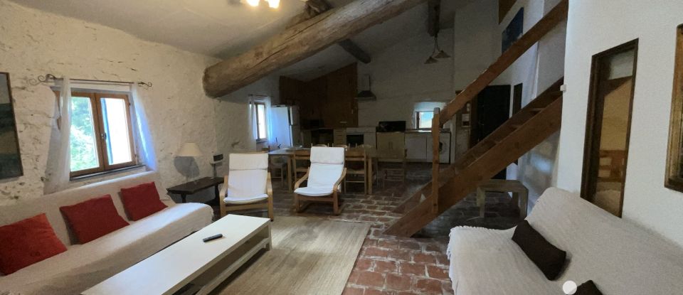 Gîte 15 pièces de 228 m² à Saint-Marcel-sur-Aude (11120)